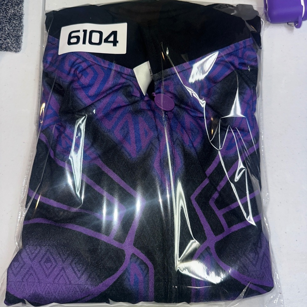 Marvel Black Panther Wakanda Forever Track Jacket Mens XL Purple Black Full Zip - Picture 8 of 8